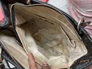 Guess Original Shoulder Bag