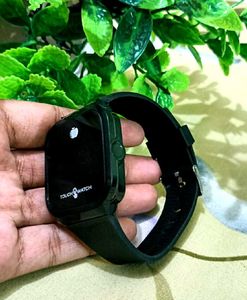 SMART TOUCH SCREEN WATCH WITH FREE GIFT🎁