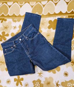 Levi&#39;s Dark Blue Jeans