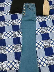Bell Bottom/Flare Button-Up Jeans