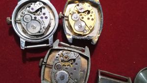 Combo Vintage Watches And Cases