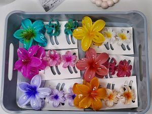 Flower Hair Claws Combo – Pack of 3 (1 L &amp; 2 S)