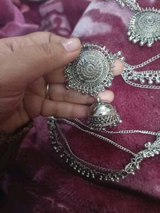 Oxidised Jewel Setwith Maangtikka