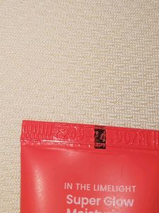 Foxtale Super Glow Moisturizer