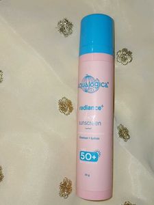 Aqualogica Radiance+ Dewy Sunscreen