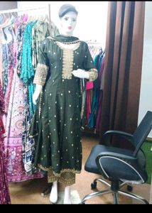 Anarkali Kurti Pant Dupatta Set