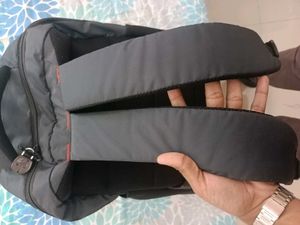 Amazon Basics Laptop Backpack