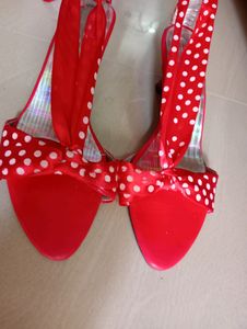 New Year Offer For Sandals