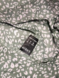 (Shein Cute Green Floral Cami Top)