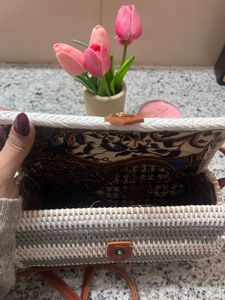 Woven Jute Crossbody Bag-Sling bag