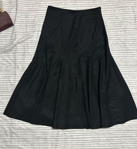 Elegant Black Flared Skirt