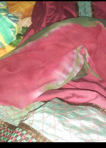 It&#39;s Glazed Cotton Kurta With Shaded Dupatta.