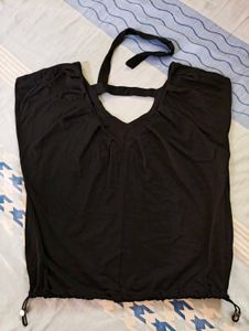 Crop top tunic with adjustable waist clips.