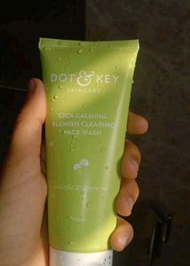 New Dot&Key Cica Claming Blemishes Facewash