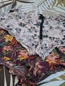 Combo  Of Five  Imported Fabric Bra N Panty