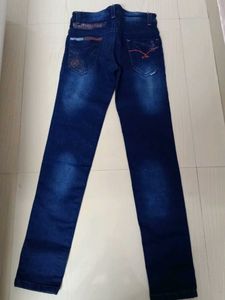 NEW BOYS BLUE COLOUR JEANS WITHOUT WEAR ONCE