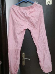 NEWME 🩷 Parachute Solid Pants One Time Used