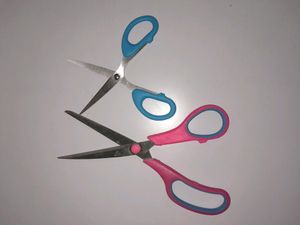 Scissor Set (Color May Vary) Of 2