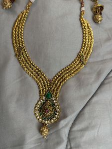 A Traditional Wear Set