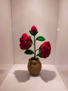 Restocked!! Crochet Potted Rose 🌹