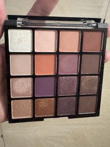 Eyeshadow palette + Lotus sunscreen