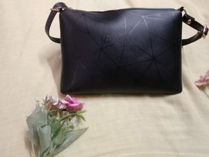 Black Printed Sling Bag