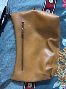 Baggie Sling Bag