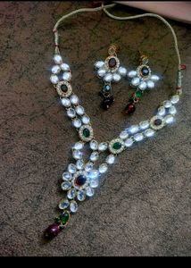 new  Elegant Kundan Jewelry Set