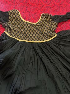 Women’s Full Flare Anarkali Kurta