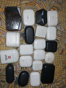 20 piece combo airbuds not warking