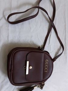 New Small Gucci Sling Bag(3 COMPARTMENTS)