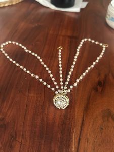 Beautiful Maangtika- Golden Pearl
