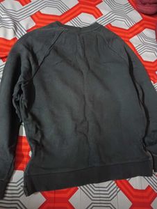 Black Sweat Shirt