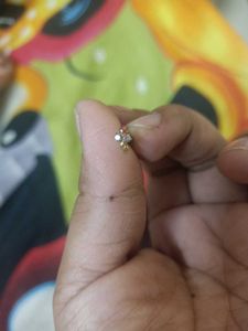 Gold Nose Pin