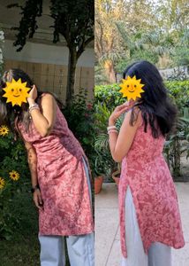 Women Sleeveless Kurti