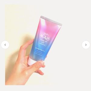 Skin Aqua UV Sunscreen SPF50+