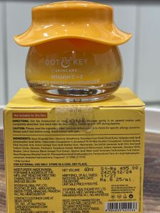 Dot &amp; Key Vitamin C + E Moisturiser
