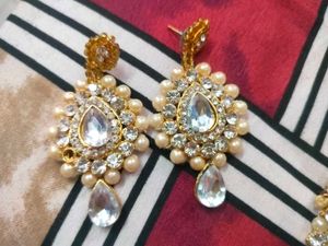 Stone Necklace Set