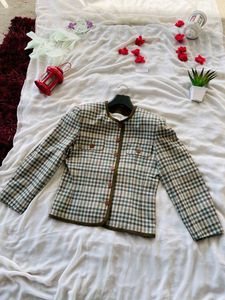 Elegant Checkered Blazer – Vintage Chic