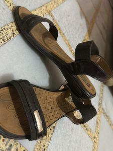 Sandle