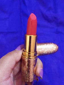 SET OF 8 BULLET LIPSTICKS✨