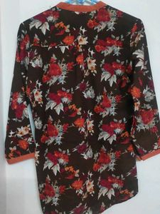 Beautiful Floral Print Short Kurta Top
