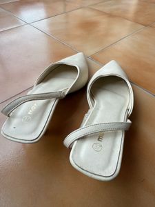 max Women Sling Strap Kitten Beige Mules