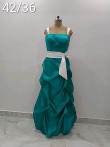 Elegant Green Ethnic Gown