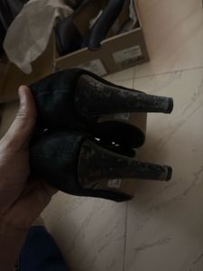 Clarks Soft velvet finish Heels