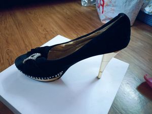 It Is Beautiful Black Velvet Pencil Heel