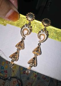 Earings