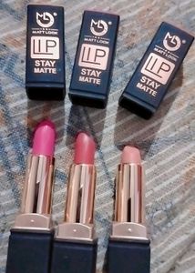 Glossy Lipsticks