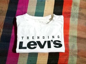 CROP T-SHIRT....🤍✨