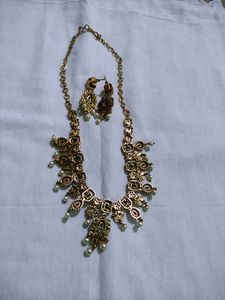 Premium Quality Necklace (TRENDING)